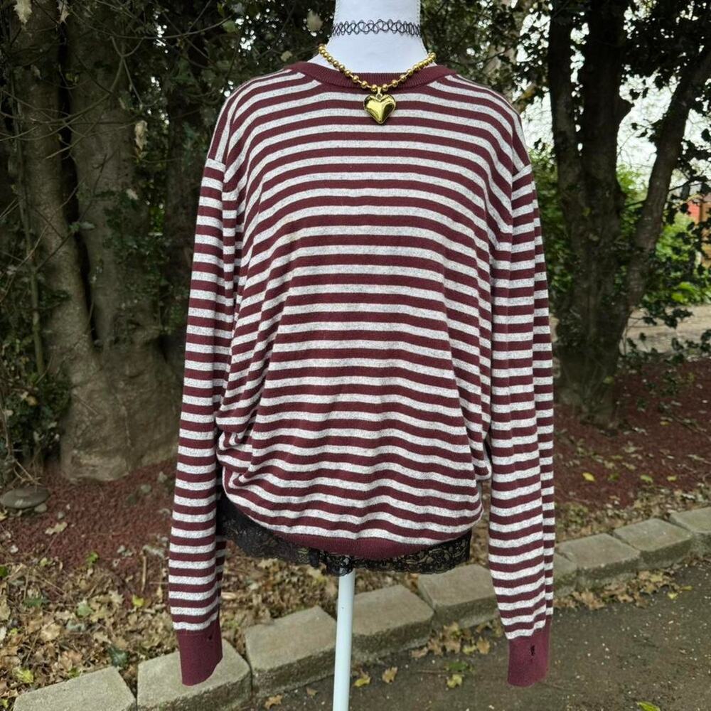 Vintage red striped long sleeve